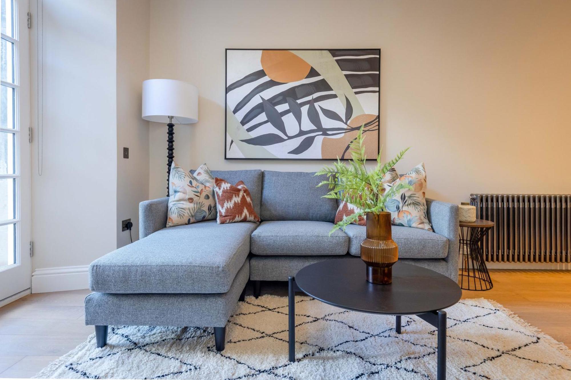Dragon Suites Luxury Serviced Apartments At Walker Street — Photos 1